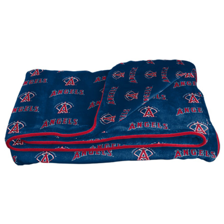 Canine Cuddlers: Customizable Dog Blankets